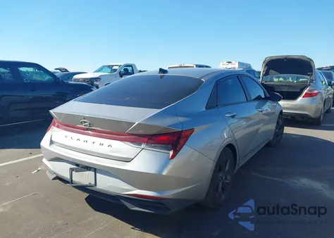 2023 Hyundai Elantra Sel from USA, damaged, VIN 5NPLM4AG6PH093169